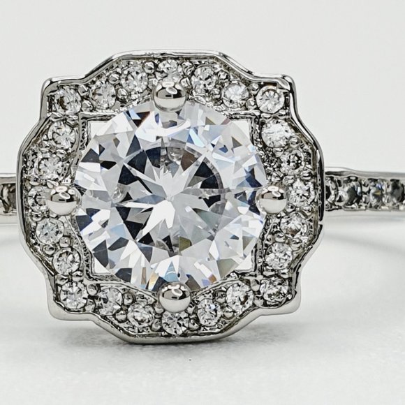 🎀Beautiful Round Shiny CZ Diamond Flower Micro Pave Wedding Ring, UNVN12316 - Picture 8 of 11